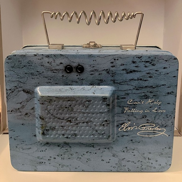 Elvis Lunchbox, Vandor Collectible Tins, ‘Can’t Help Falling In Love’ - Picture 2 of 4